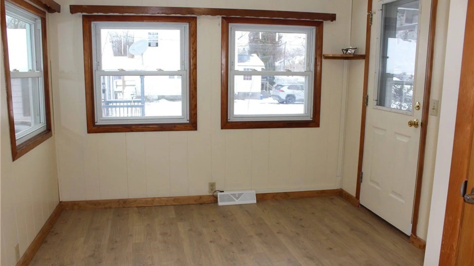 Property at 207 Wright Avenue, Salina, NY 13211 14