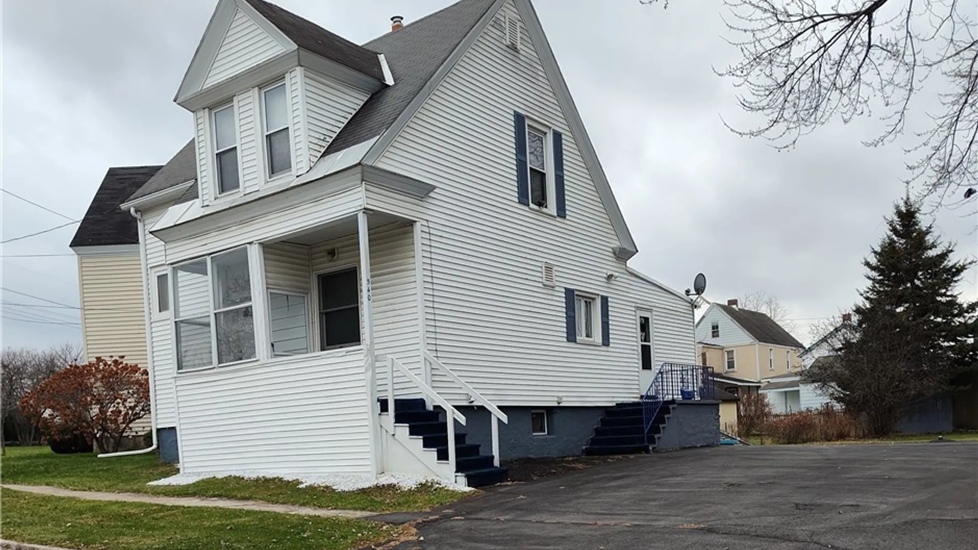 Property at 540 Niagara Street, Utica, NY 13501 3