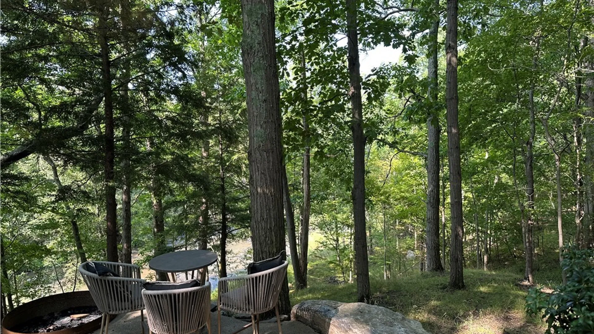 Property at 21 Creekview Ct, Aurora, NY 14052 44