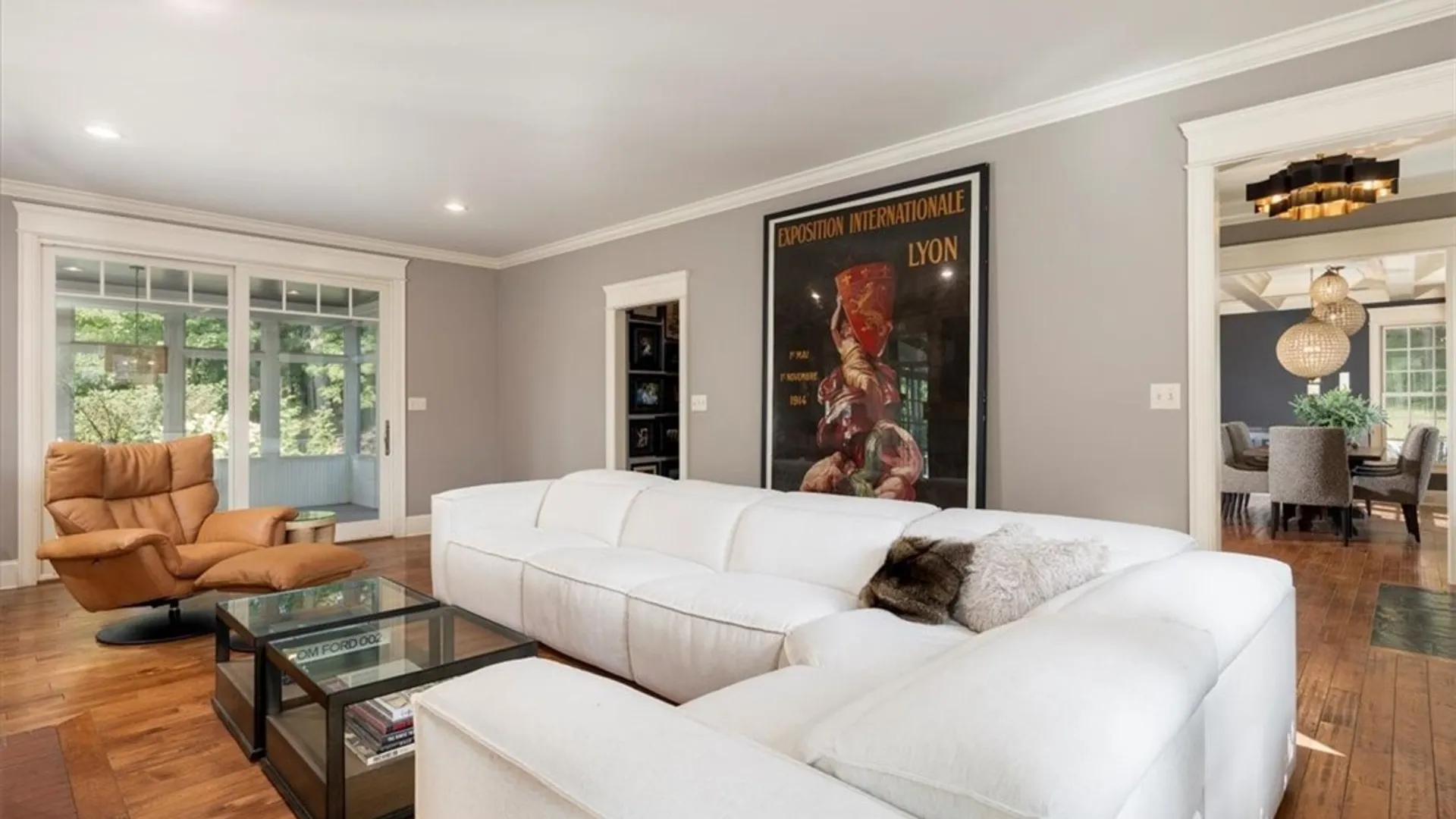 Property at 21 Creekview Ct, Aurora, NY 14052 5