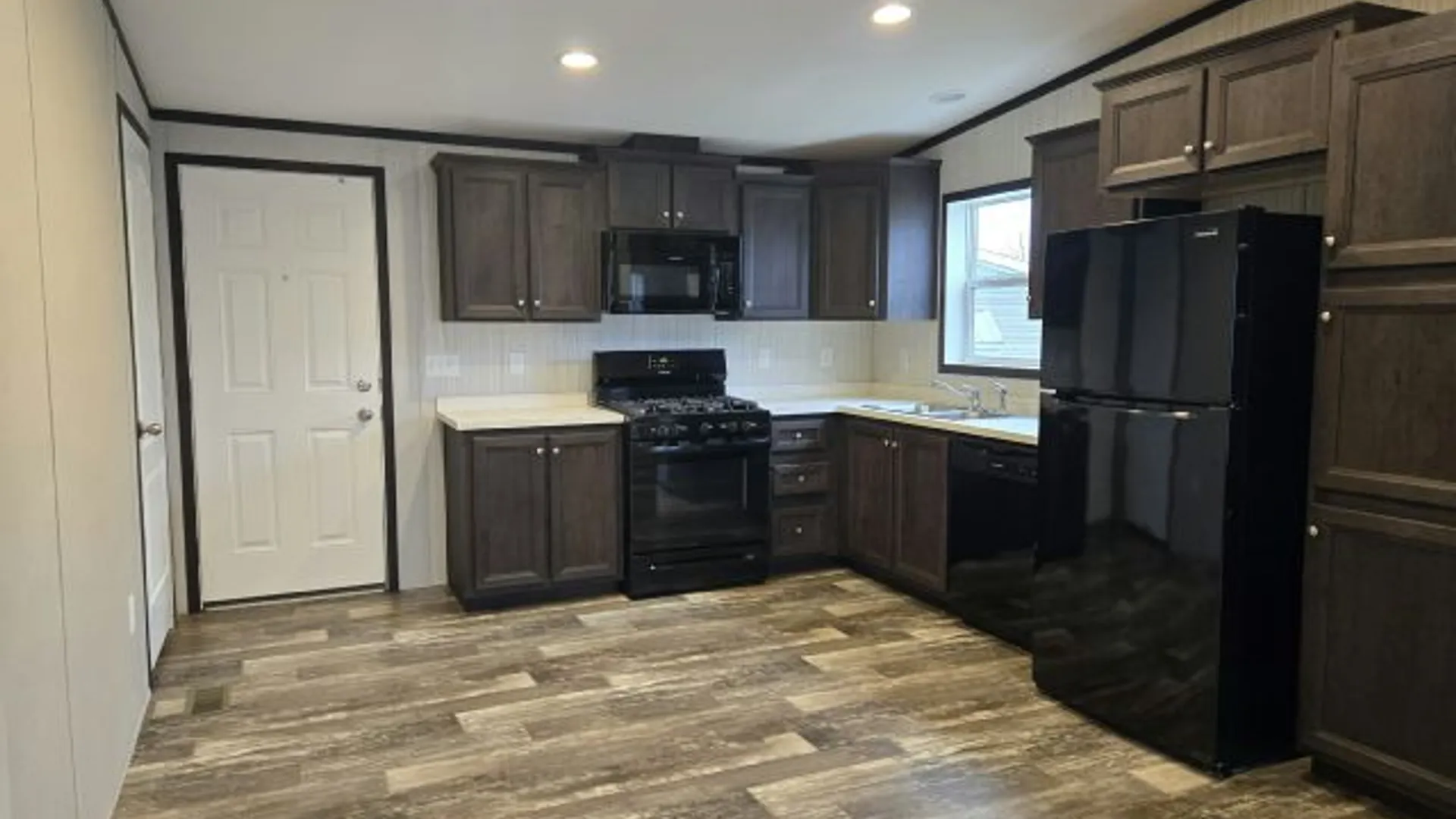 Property at 1432 Center Dr, Alden, NY 14004 2