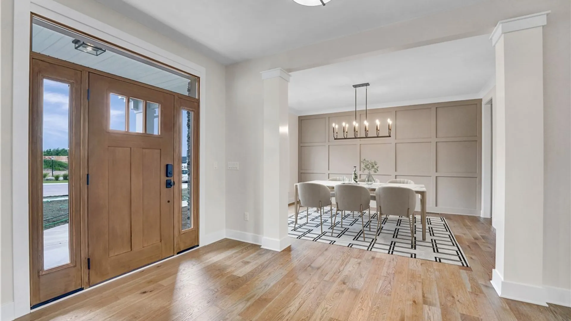 Property at 19 Kestrel Court, Orchard Park, NY 14127 2