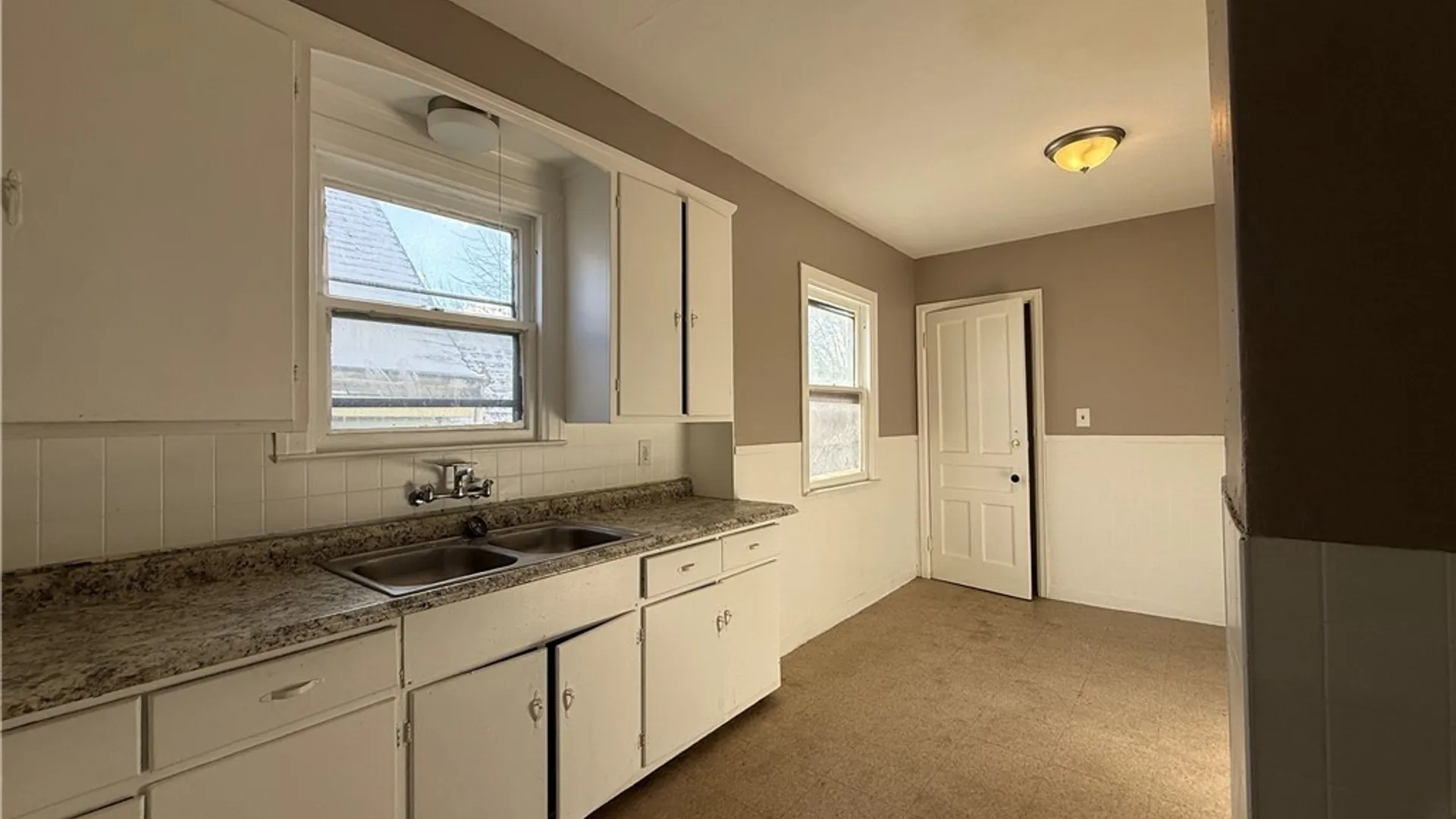 Property at 268 Sumner Place, Buffalo, NY 14211 12