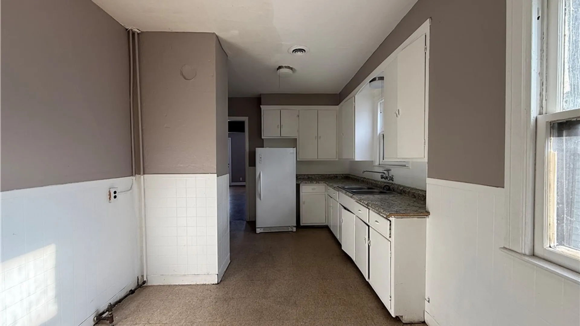 Property at 268 Sumner Place, Buffalo, NY 14211 13