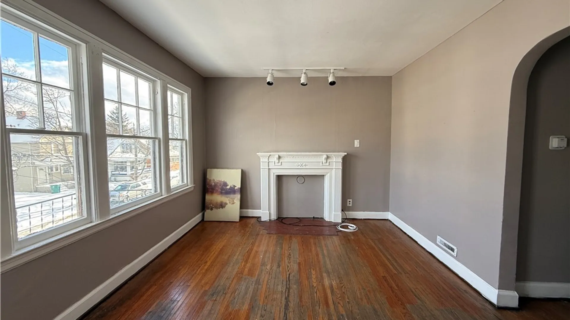 Property at 268 Sumner Place, Buffalo, NY 14211 5