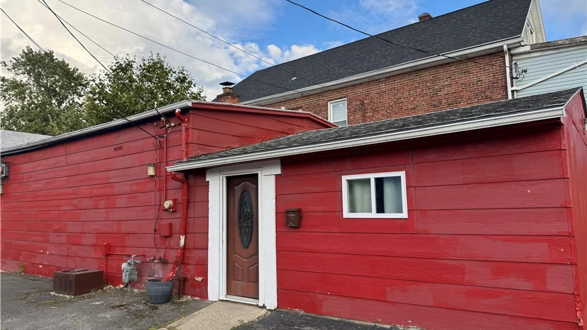 Property at 1799 Park Avenue, Buffalo, NY 14220 3