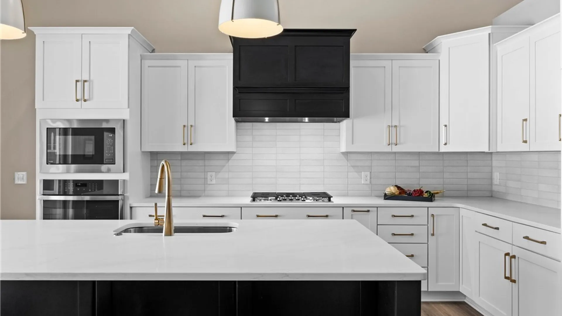 Property at 18 Eagle Hollow, Perinton, NY 14526 14