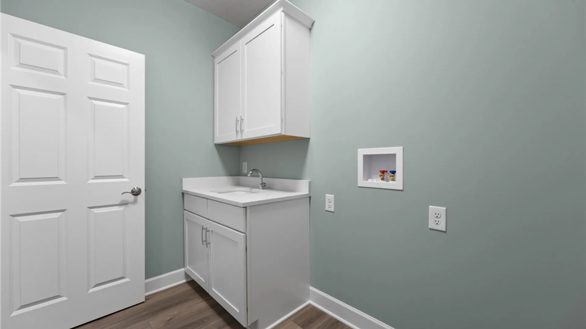 Property at 18 Eagle Hollow, Perinton, NY 14526 22