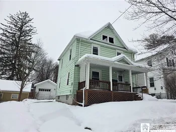11 Dearing Avenue, Jamestown, NY 14701