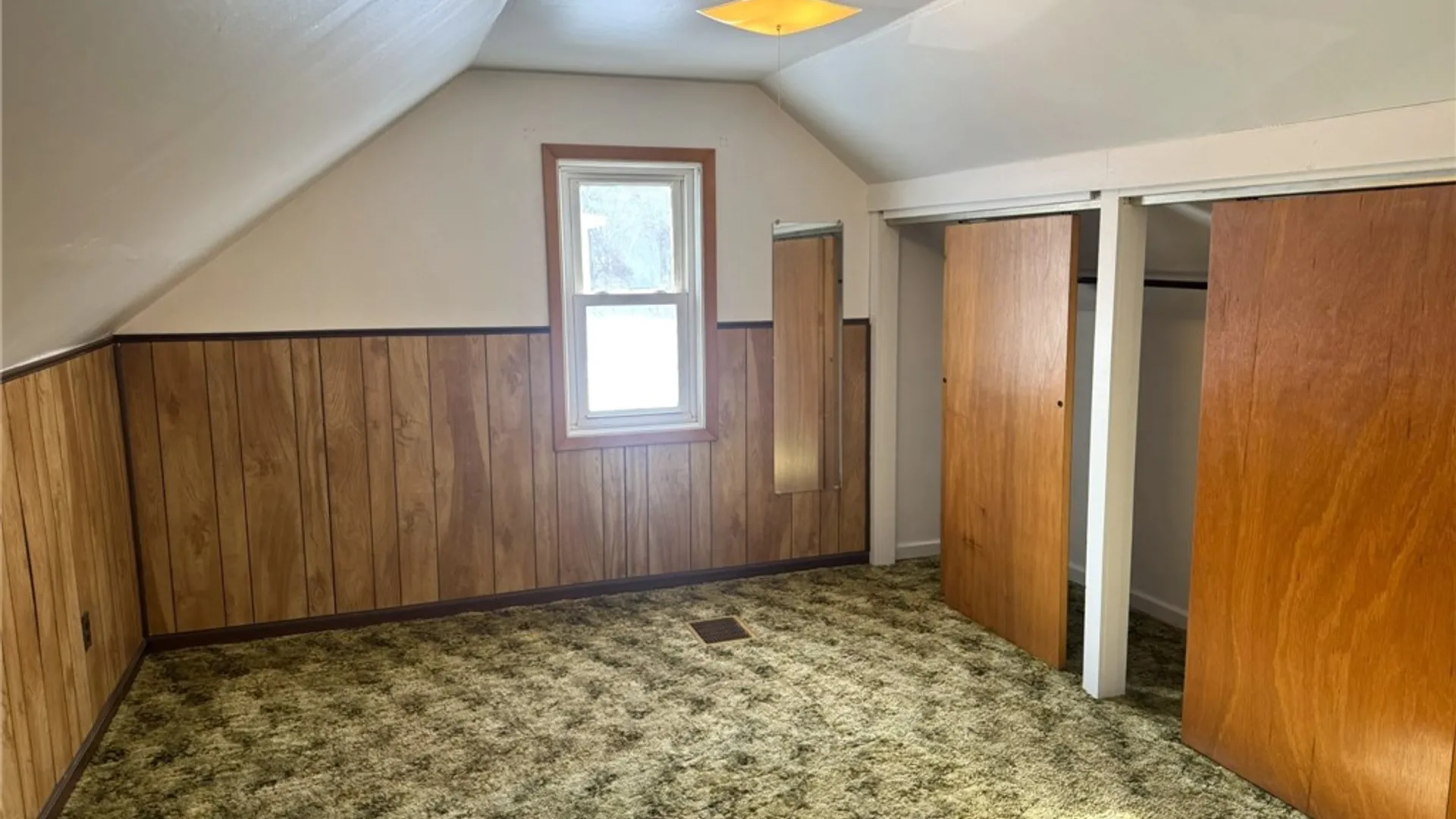 Property at 828 Circle Drive, Vestal, NY 13850 25