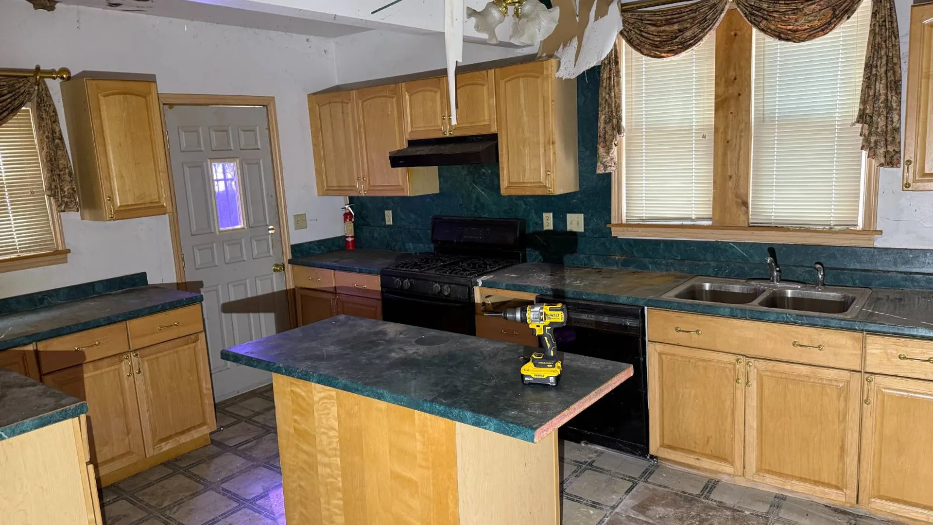 Property at 151 Clyde Ave, Syracuse, NY 13207 8