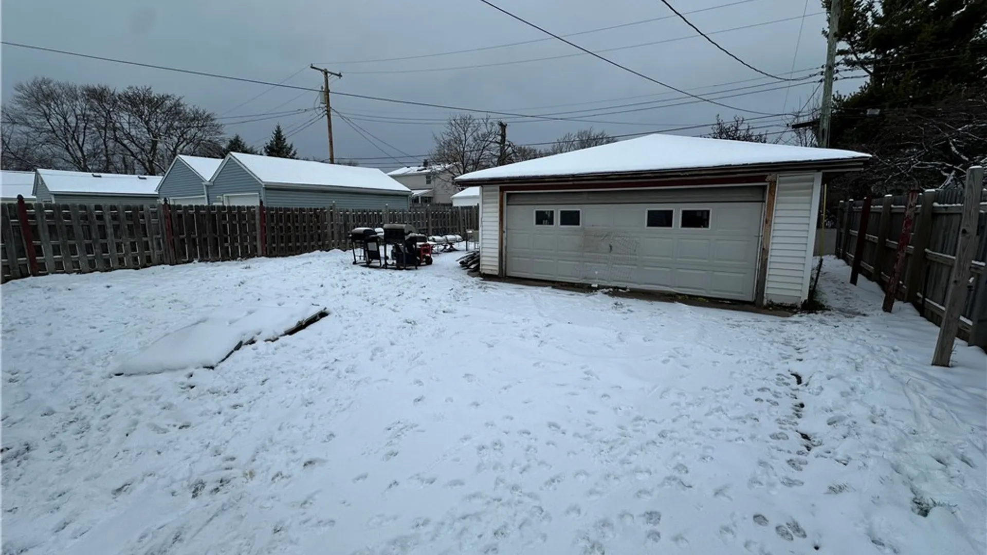 Property at 40 Lucille Drive, Cheektowaga, NY 14225 18