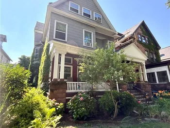 42 Richmond Avenue, Buffalo, NY 14222