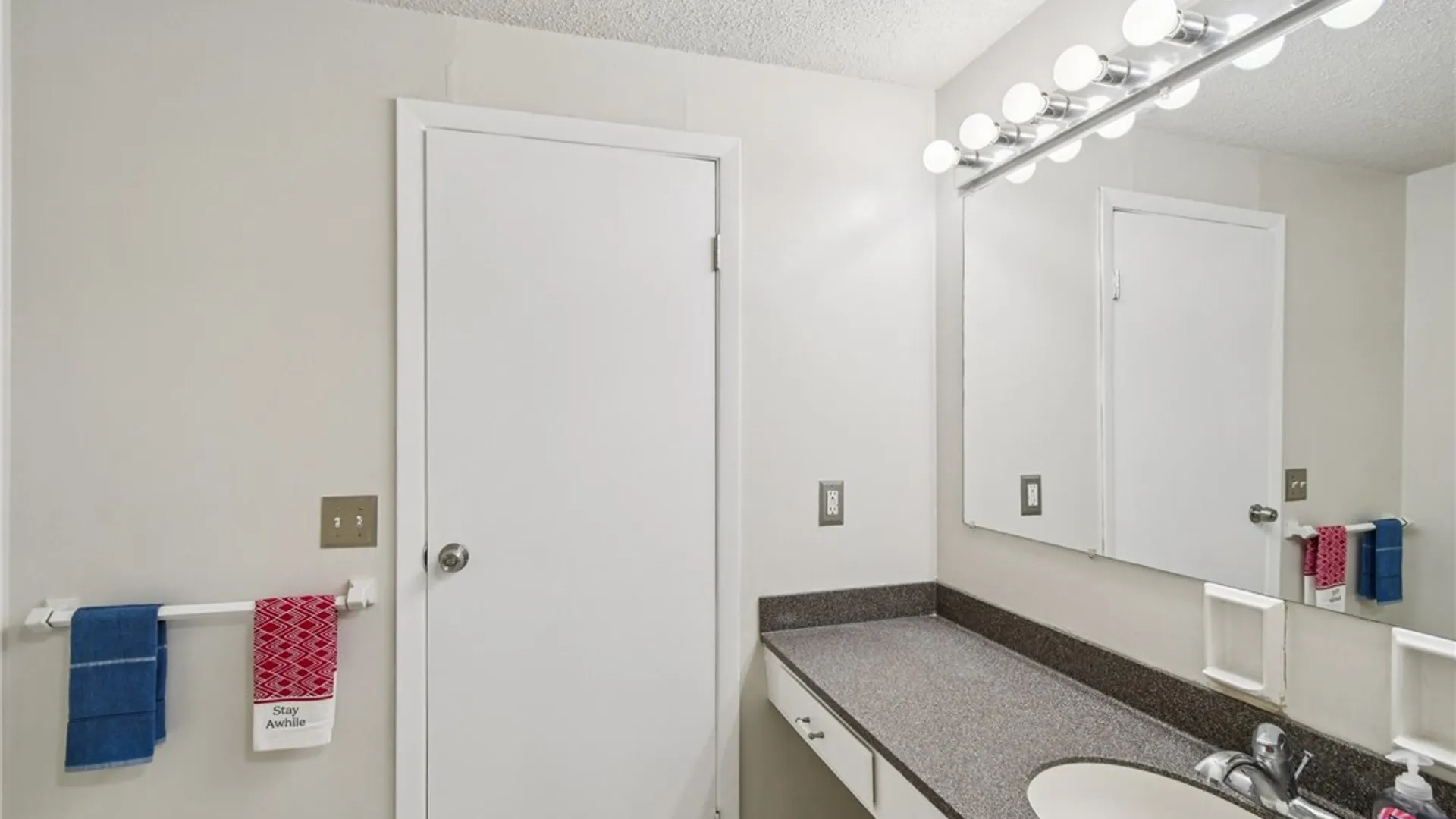 Property at 813 Westage At The, Irondequoit, NY 14617 13