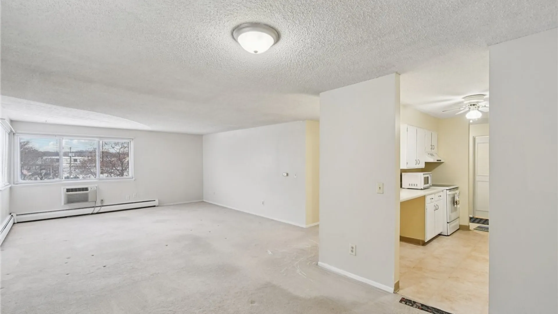 Property at 813 Westage At The, Irondequoit, NY 14617 5