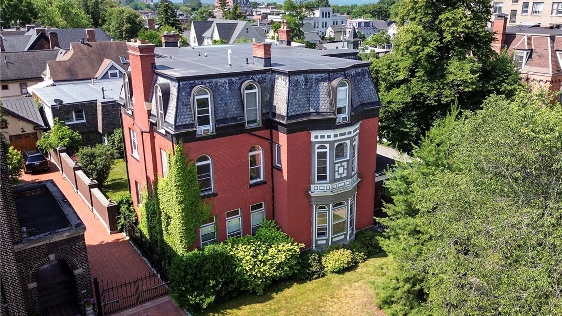 Property at 176 North Street, Buffalo, NY 14201 3