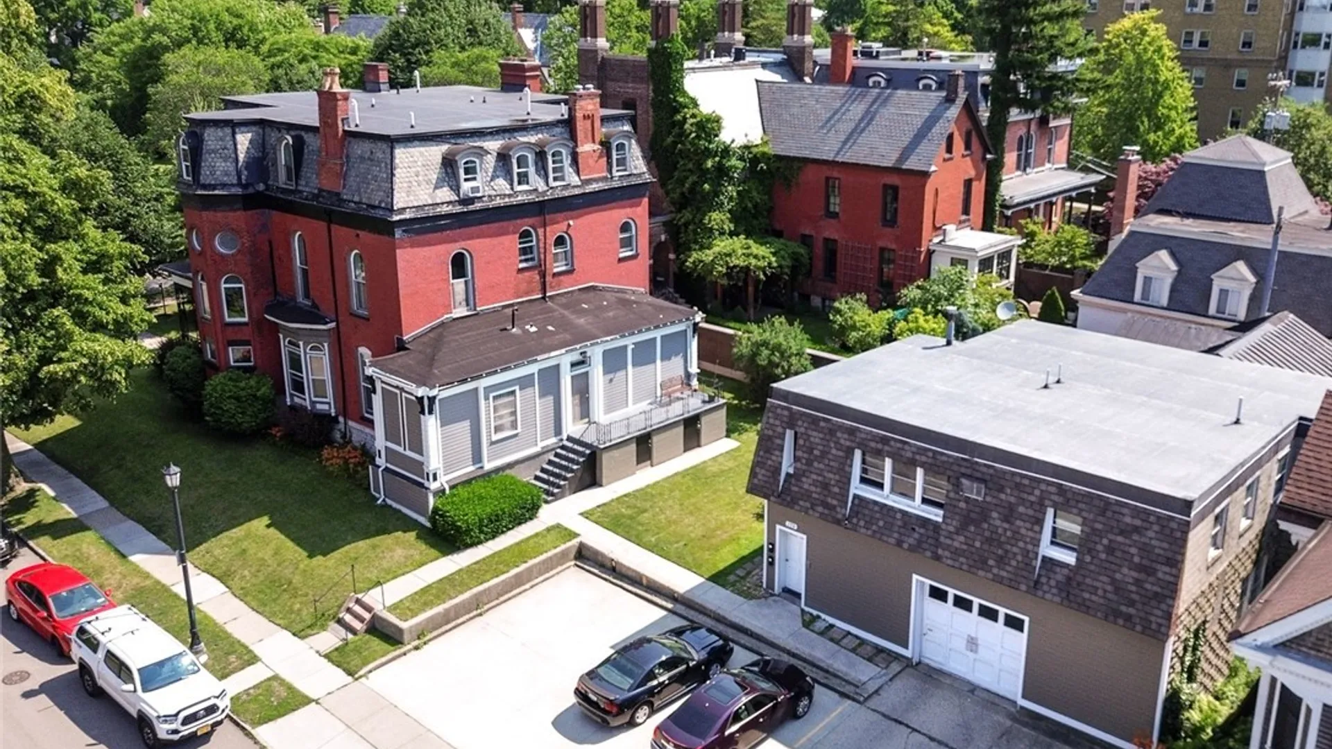 Property at 176 North Street, Buffalo, NY 14201 7