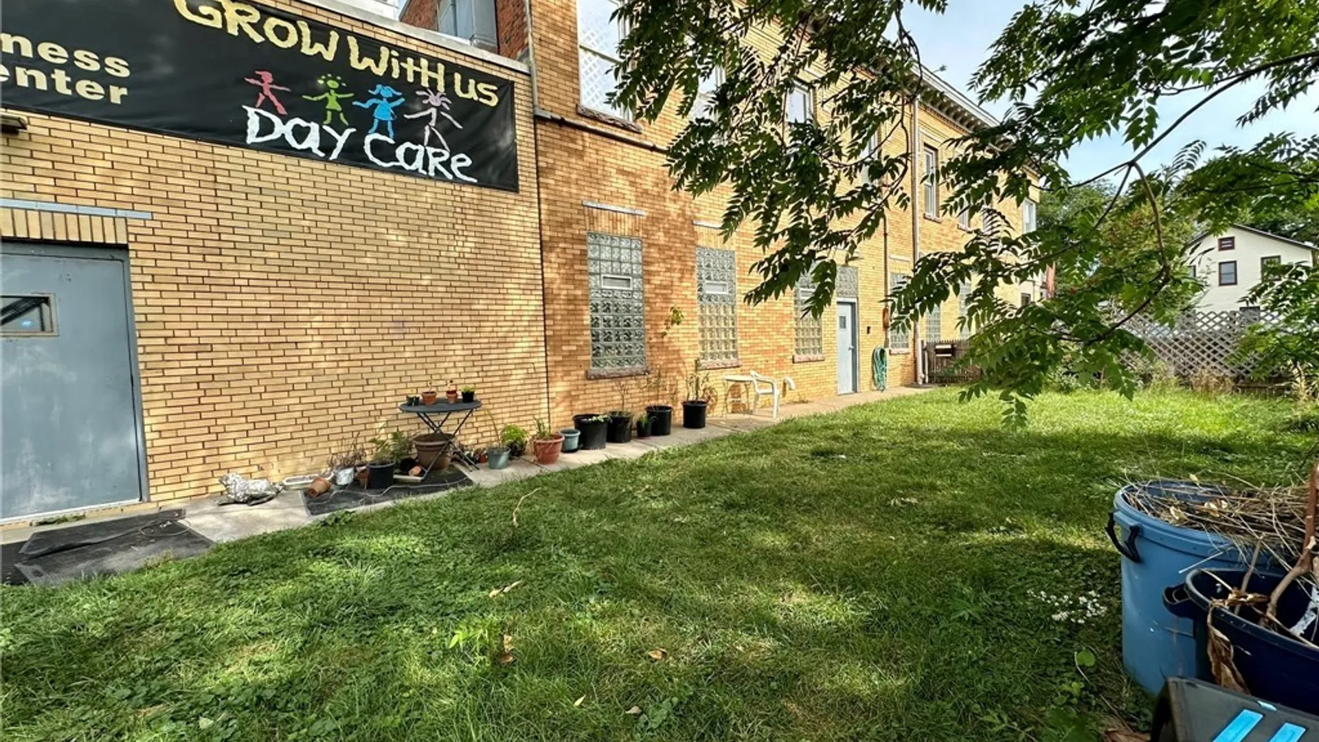 Property at 1792 Niagara Street, Buffalo, NY 14207 4