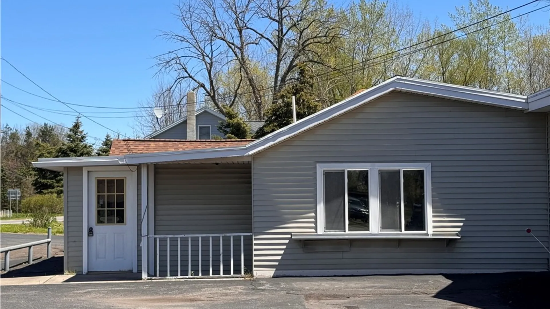 Property at 444 North Ave Retail, Parma, NY 14468 3