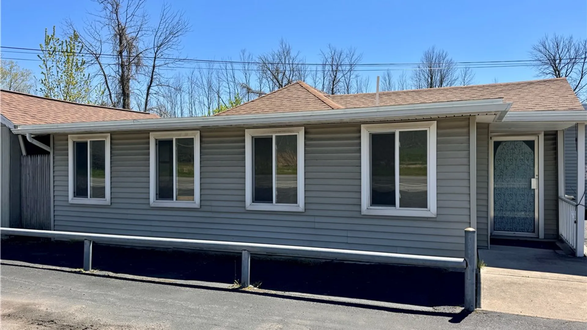 Property at 444 North Ave Retail, Parma, NY 14468 4