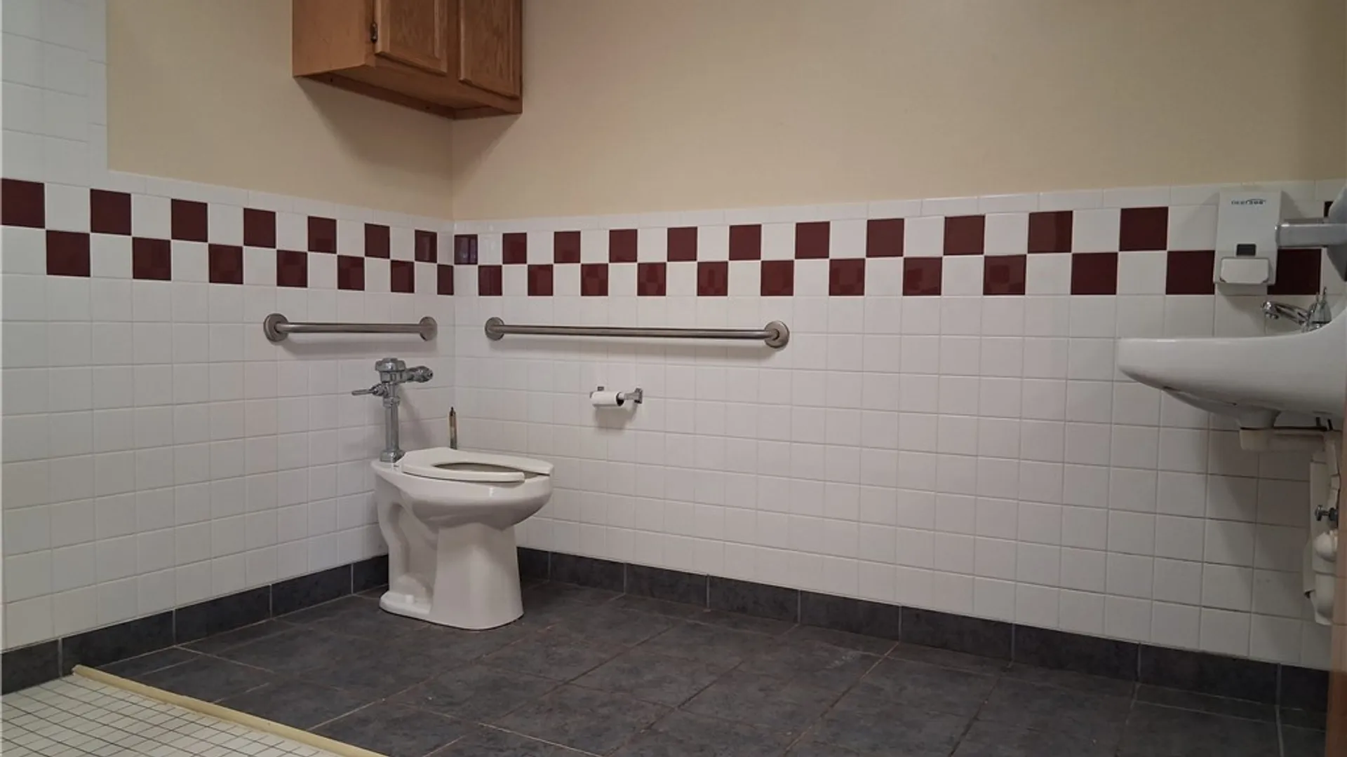 Property at 1792 Niagara Street, Buffalo, NY 14207 34