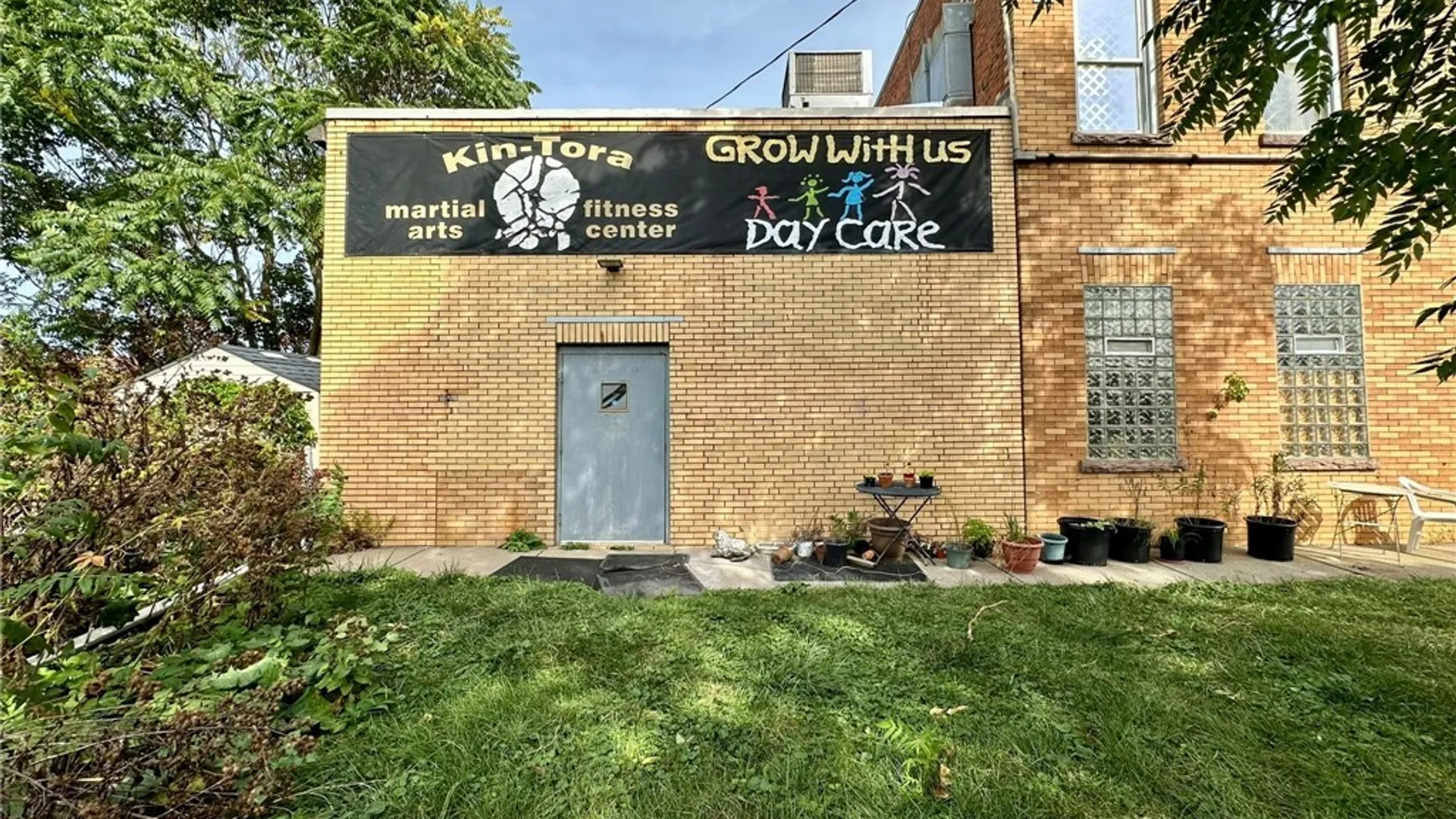 Property at 1792 Niagara Street, Buffalo, NY 14207 5