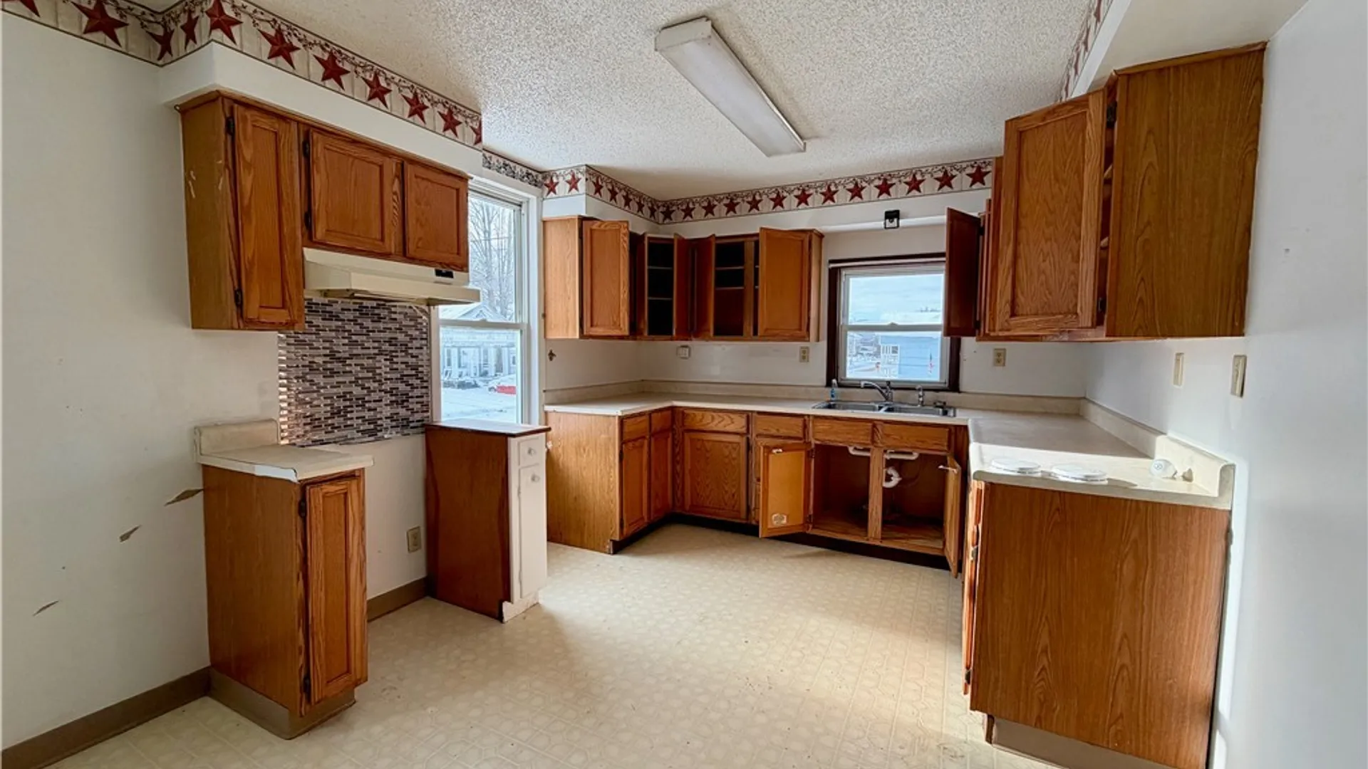 Property at 3855 Main Street, Hinsdale, NY 14743 2