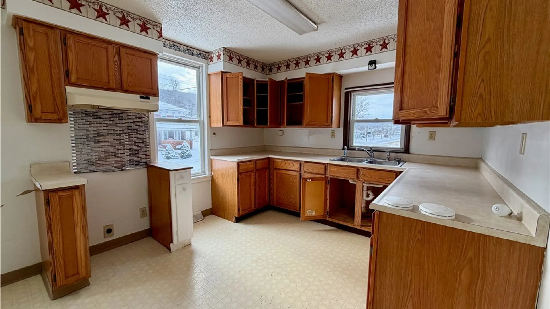 Property at 3855 Main Street, Hinsdale, NY 14743 4