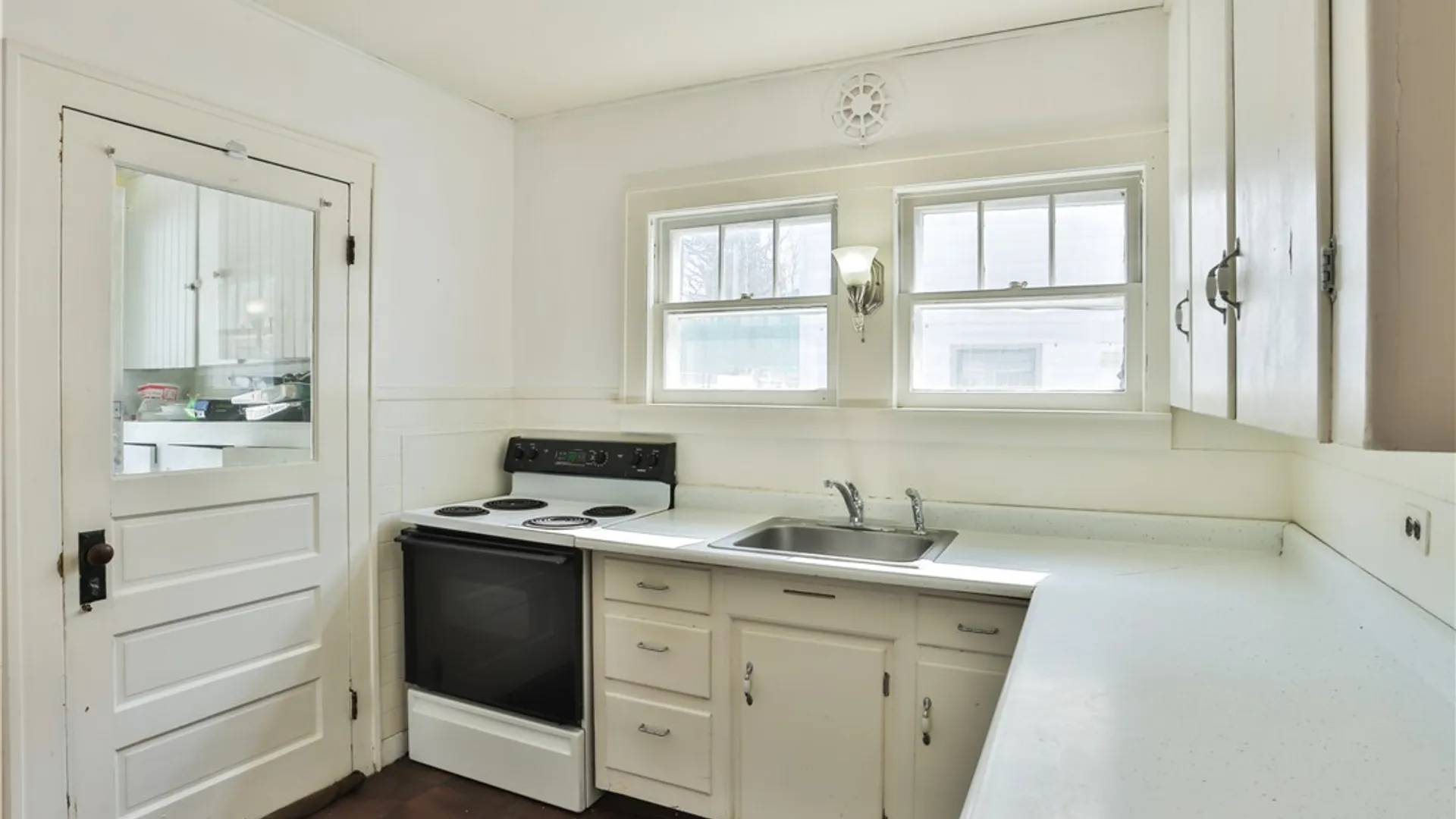 Property at 16 Gault Avenue, Oneonta, NY 13820 14