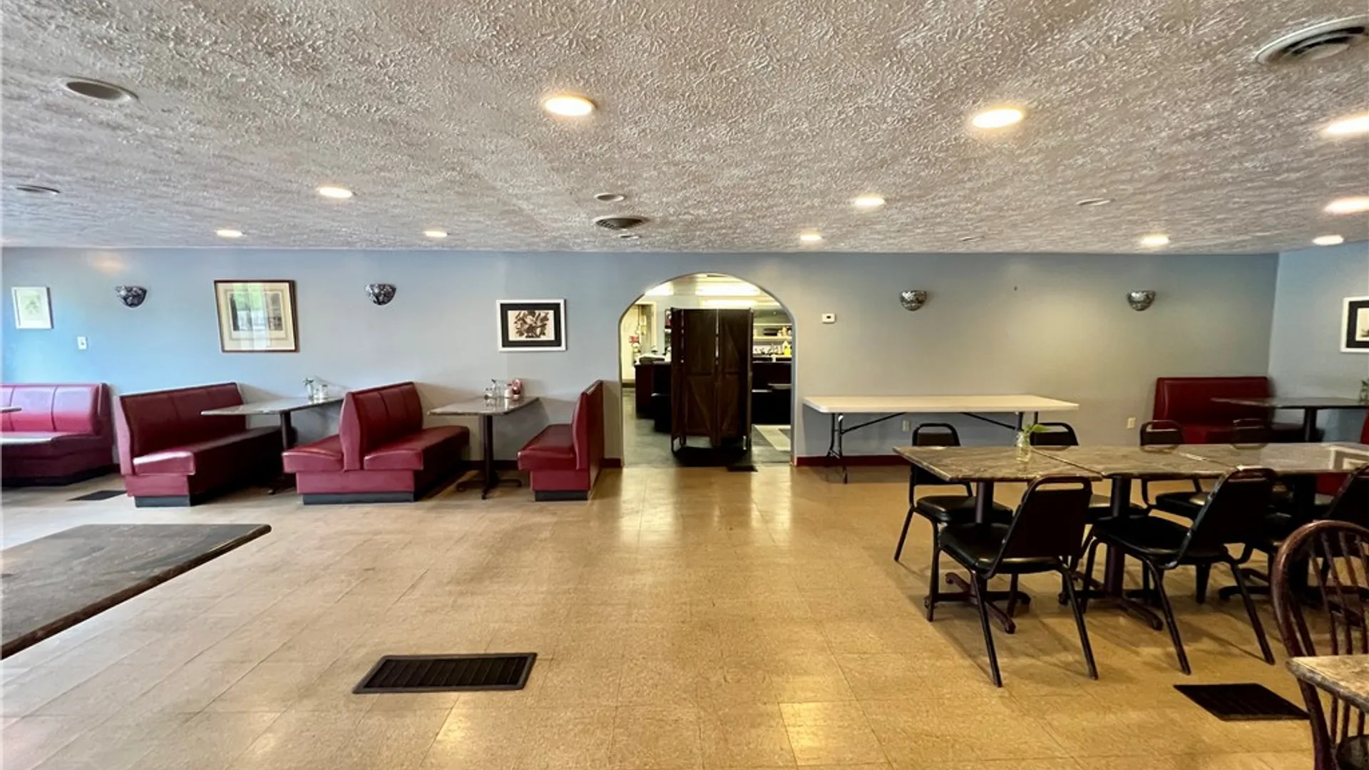 Property at 444 North Ave Restaurant Avenue, Parma, NY 14468 12