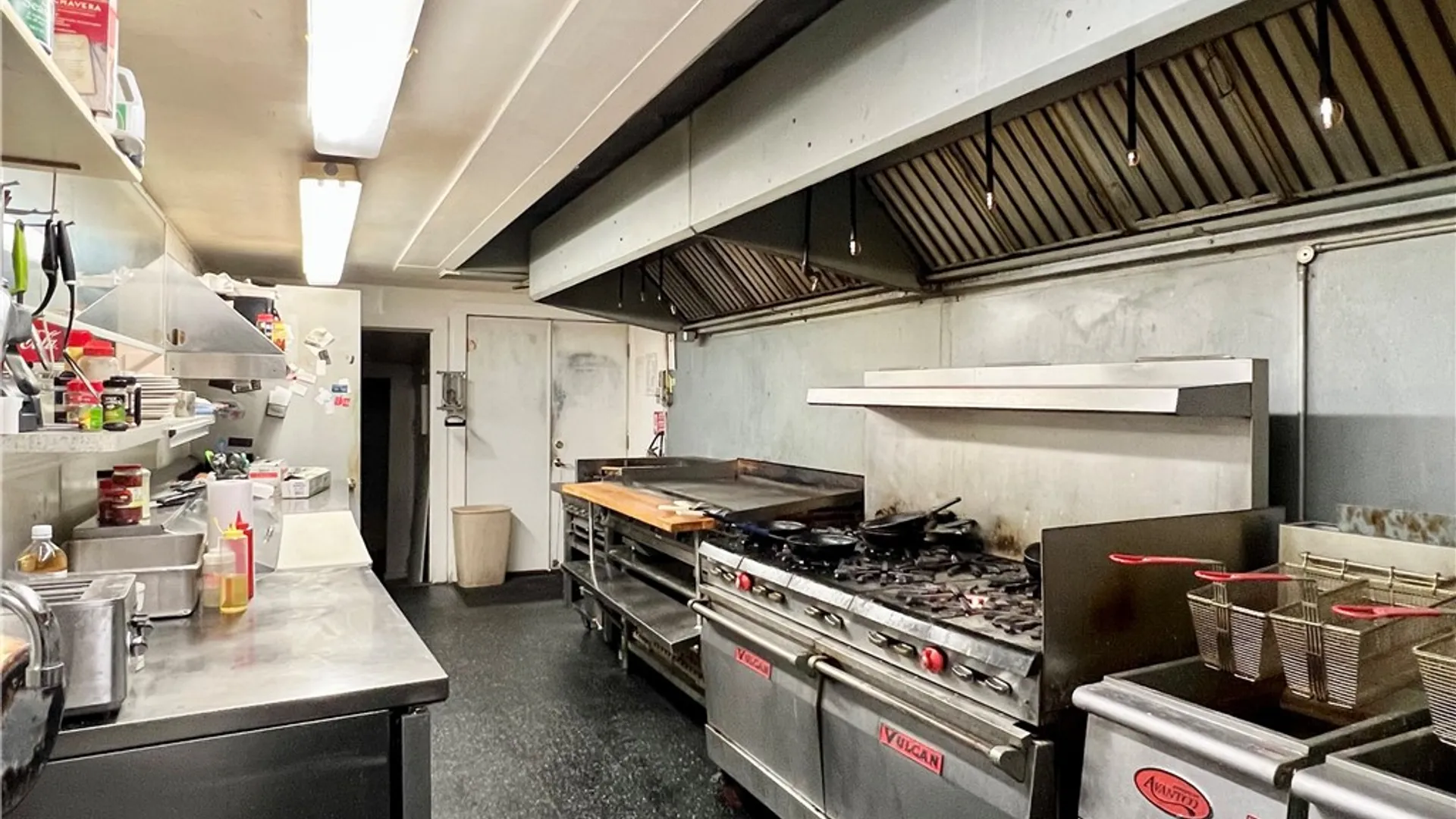 Property at 444 North Ave Restaurant Avenue, Parma, NY 14468 16