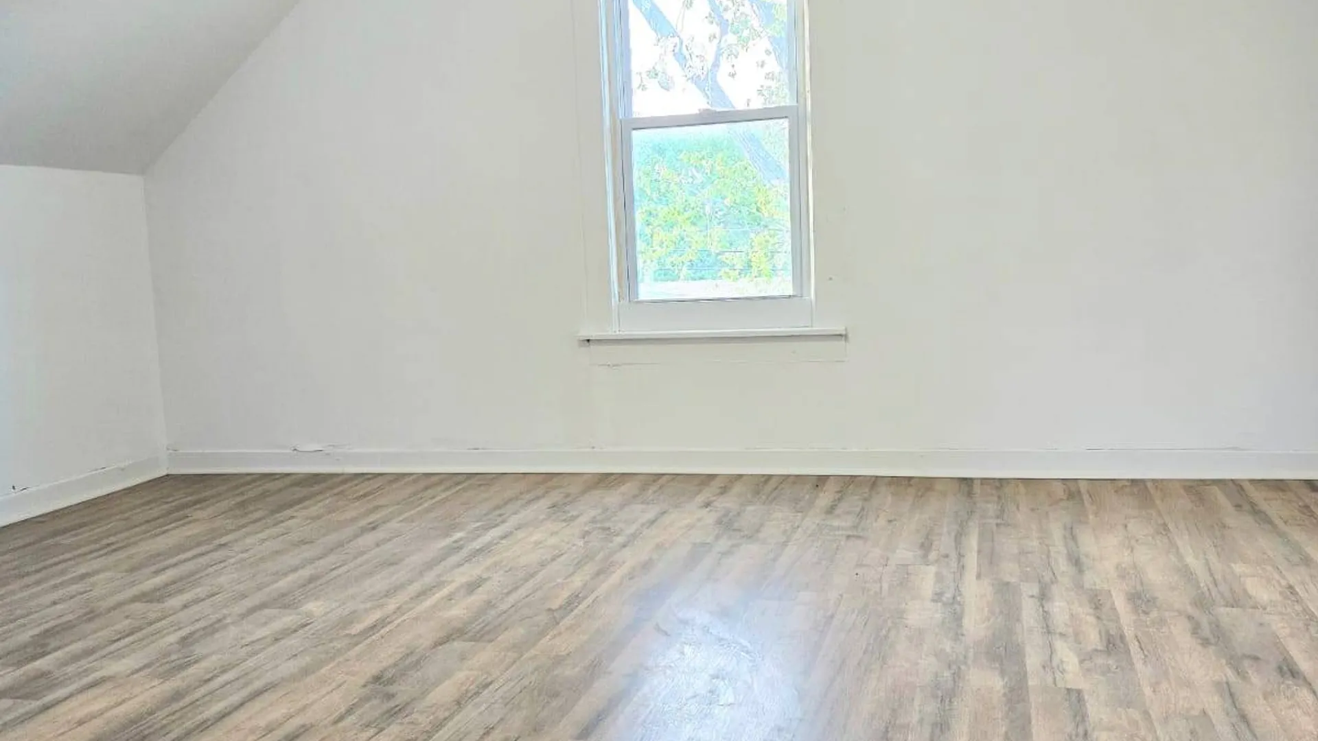 Property at 1908 MONROE ST, Endicott, NY 13760 14