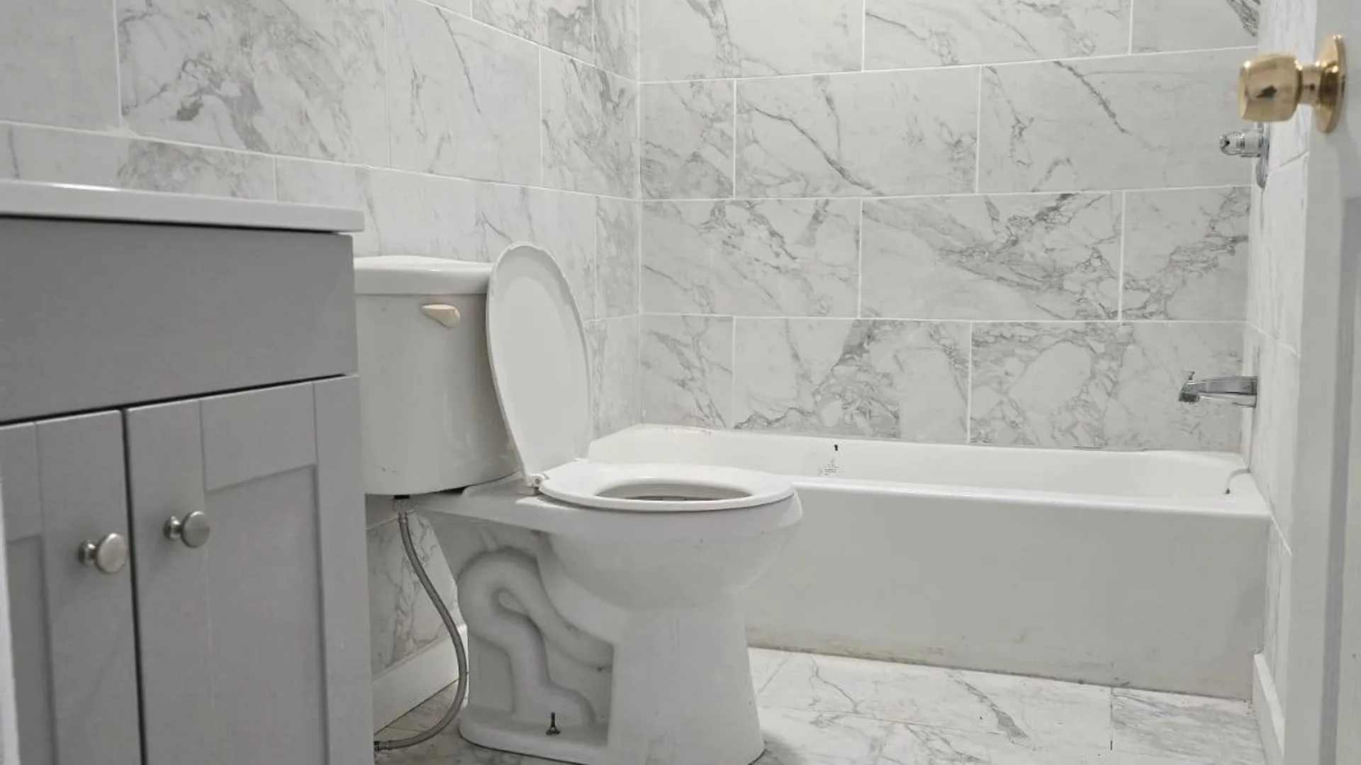 Property at 1908 MONROE ST, Endicott, NY 13760 8