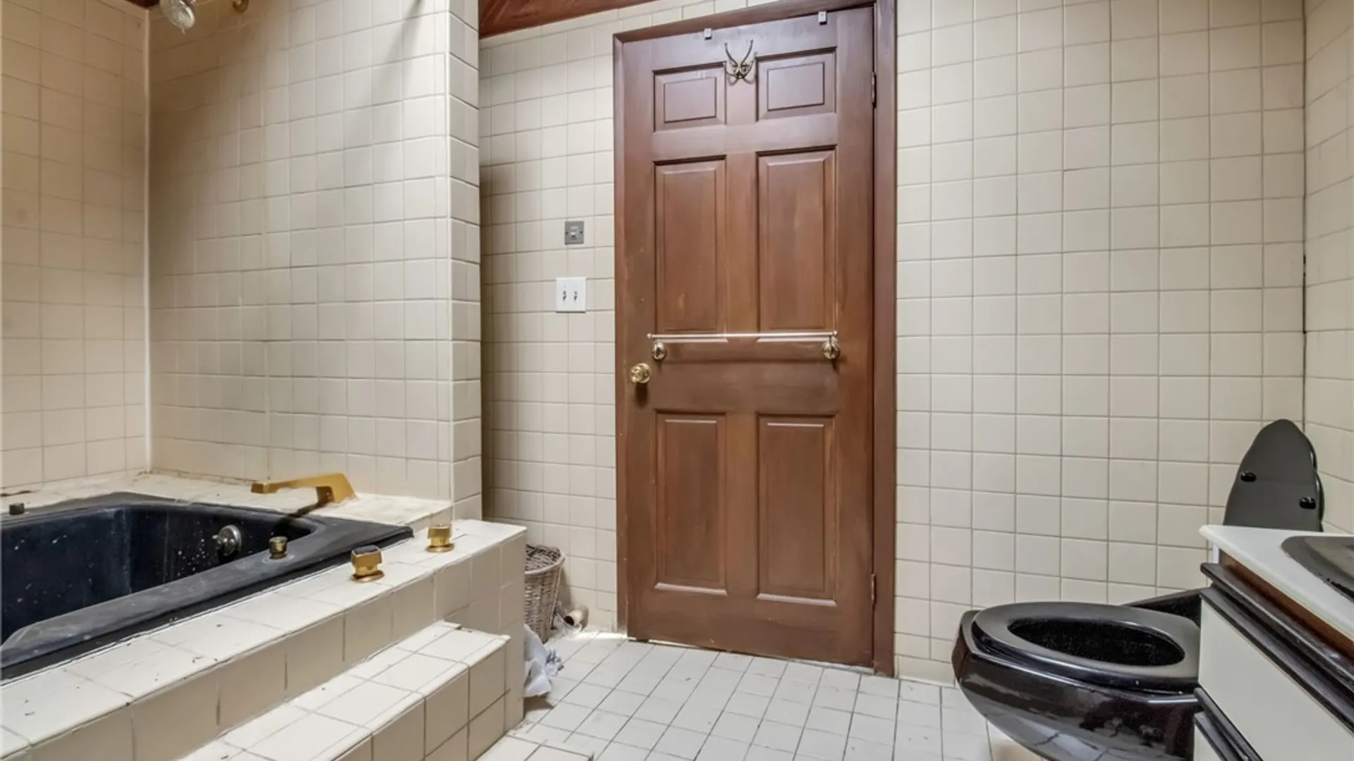 Property at 76 Tarn Trail, Concord, NY 14069 23