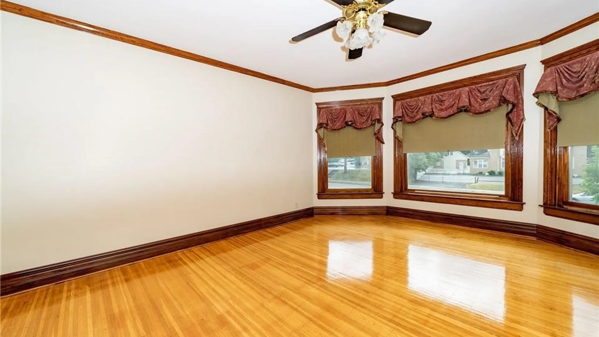 Property at 1108 Lake Avenue, Rochester, NY 14613 6