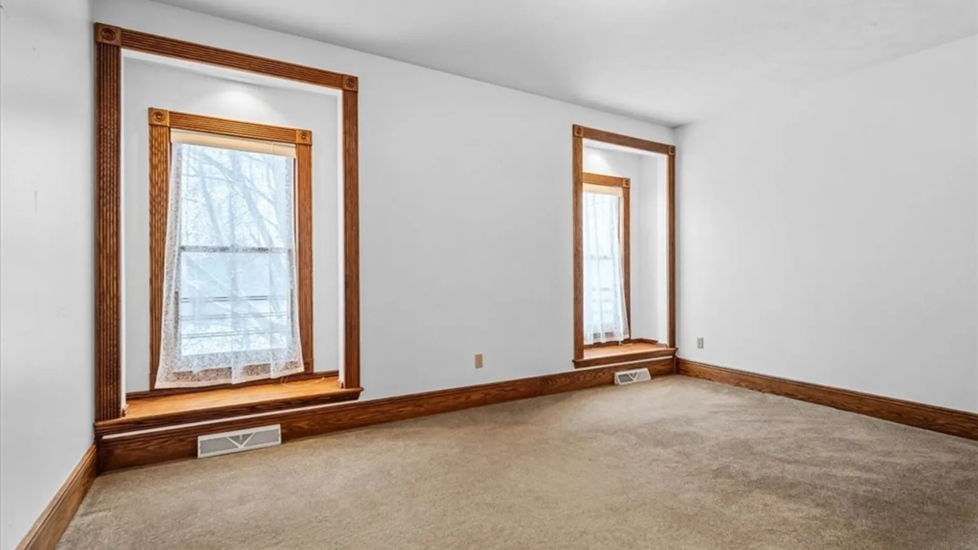 Property at 4318 Hawthorne Drive, Vernon, NY 13476 40