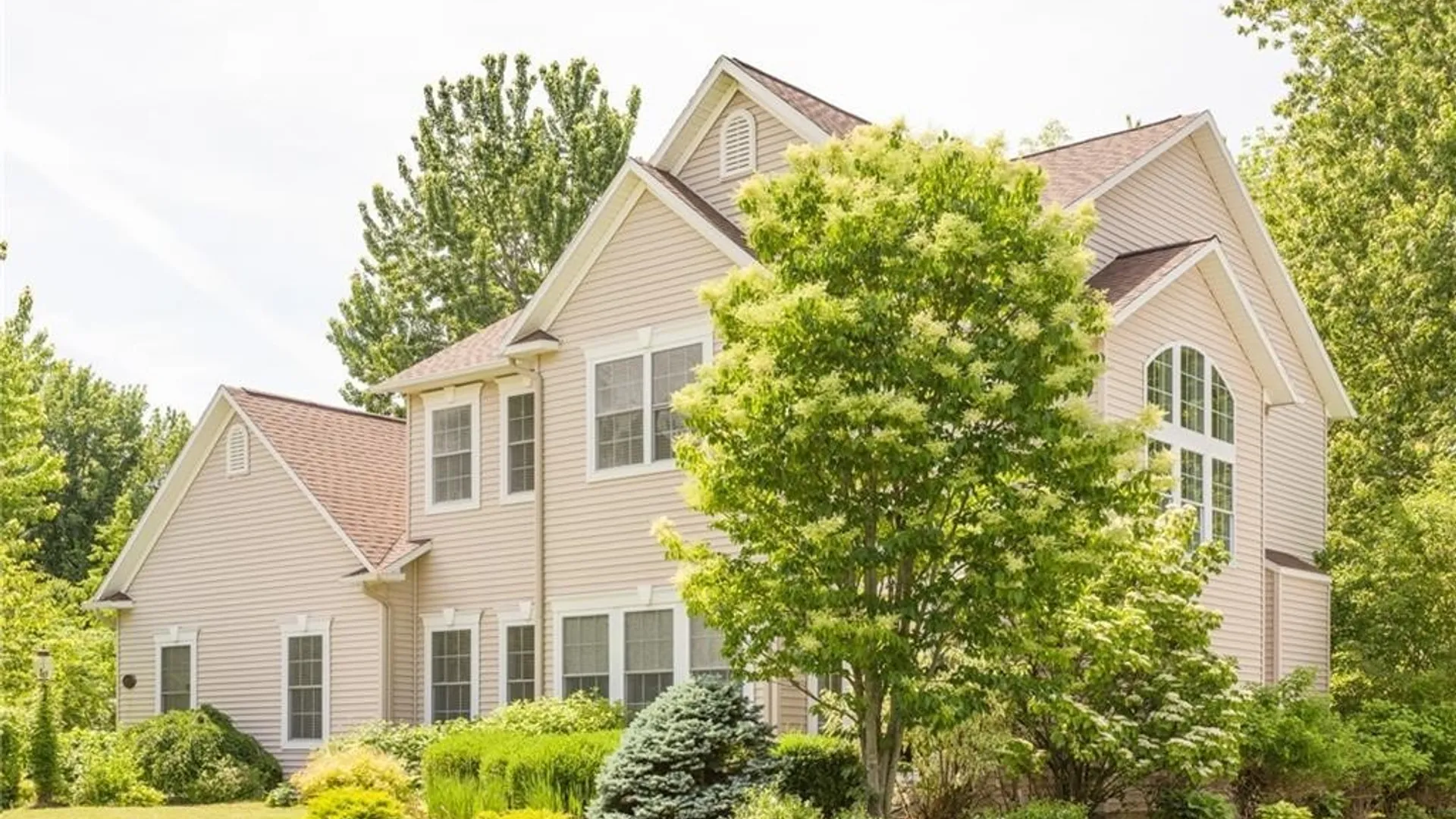 Property at 9413 Steamship Manhattan, Cicero, NY 13029 4
