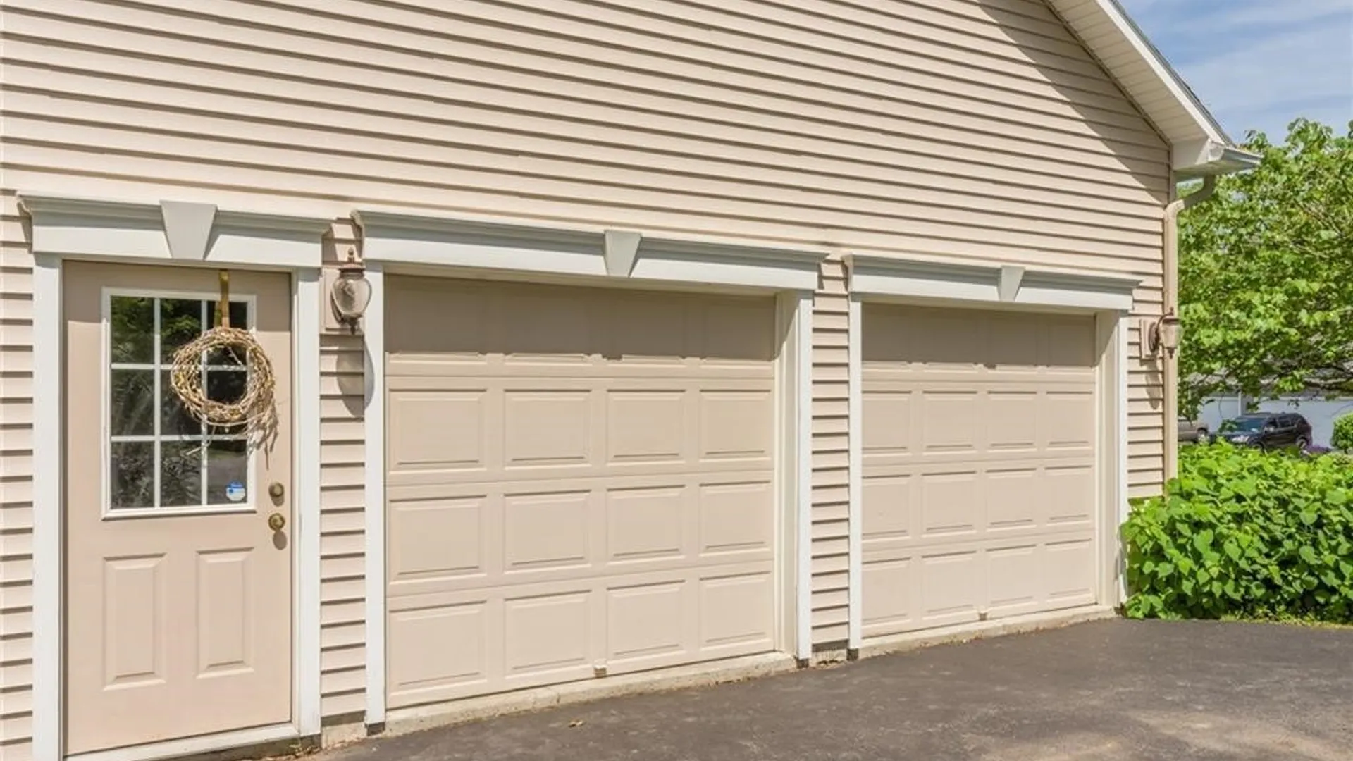 Property at 9413 Steamship Manhattan, Cicero, NY 13029 6