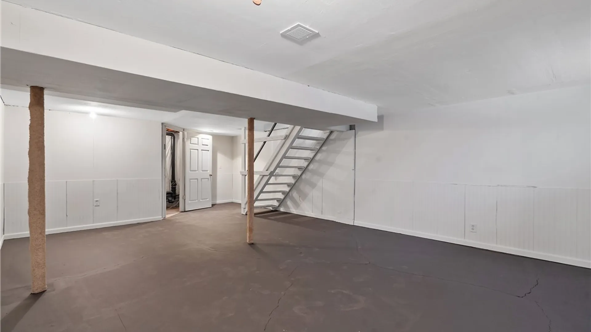 Property at 416 Mackay Avenue, Camillus, NY 13219 26