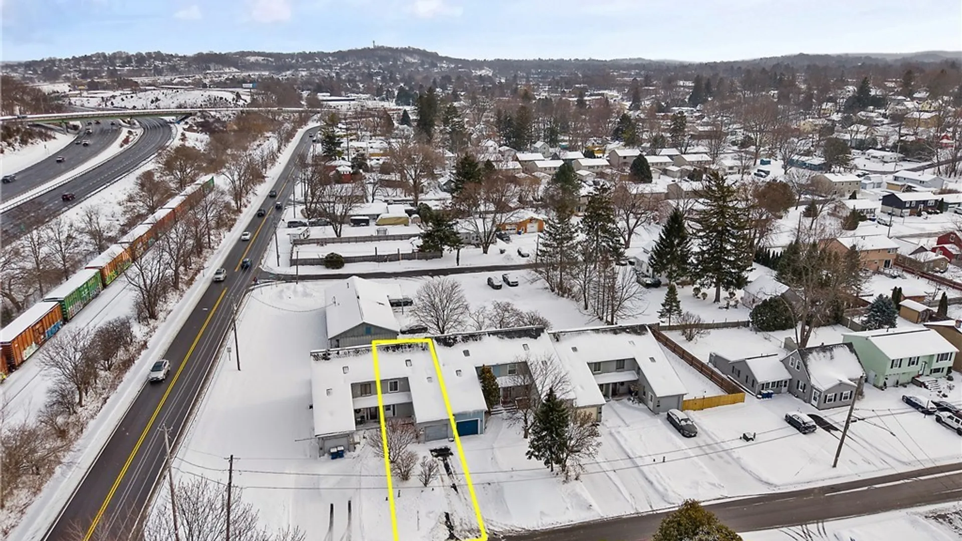 Property at 416 Mackay Avenue, Camillus, NY 13219 34