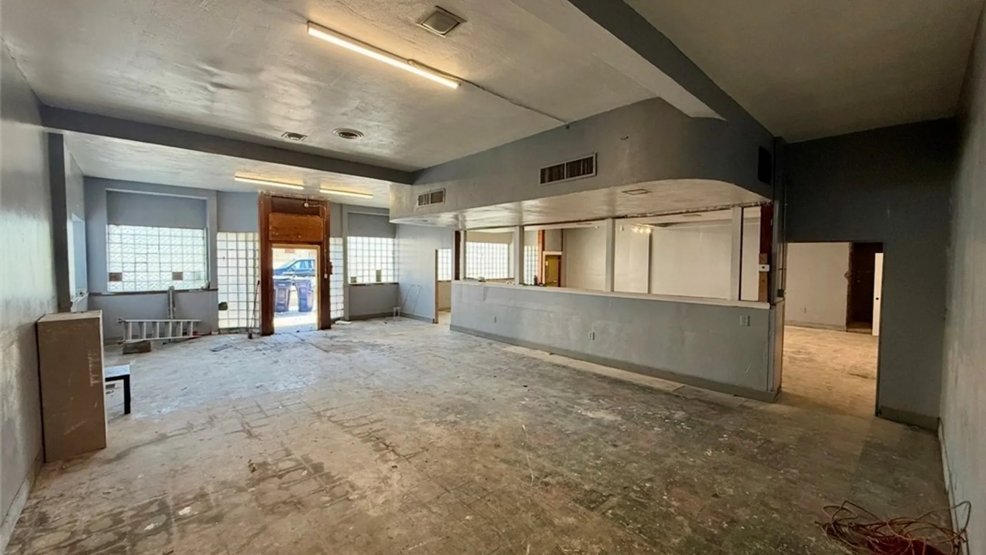 Property at 966 Grant Street, Buffalo, NY 14020 4