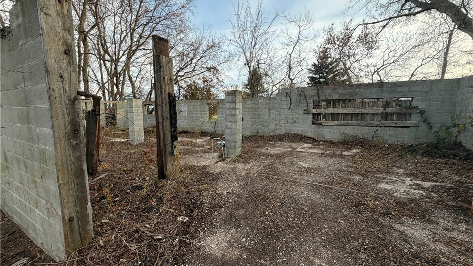 Property at 2026 Harris Road, Carlton, NY 14571 5