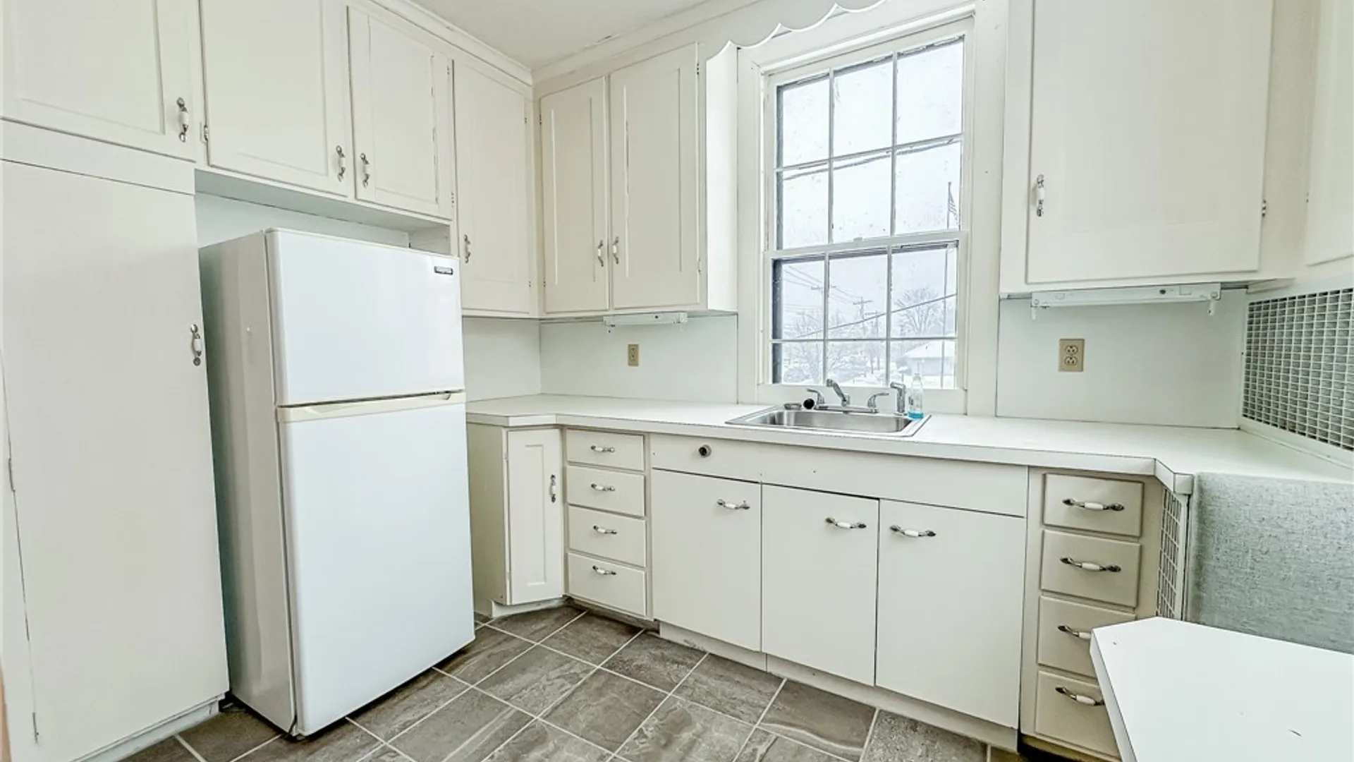 Property at 233 Cedar Street, Oneida, NY 13421 18