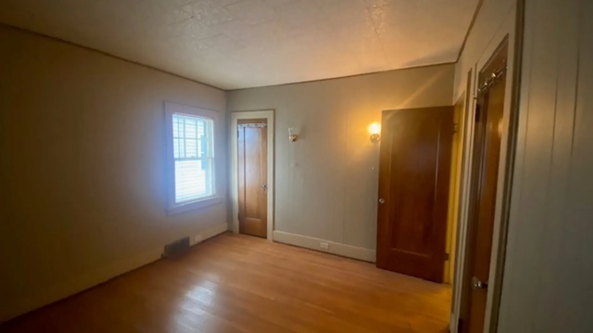 Property at 27 Henley Road, Buffalo, NY 14216 14