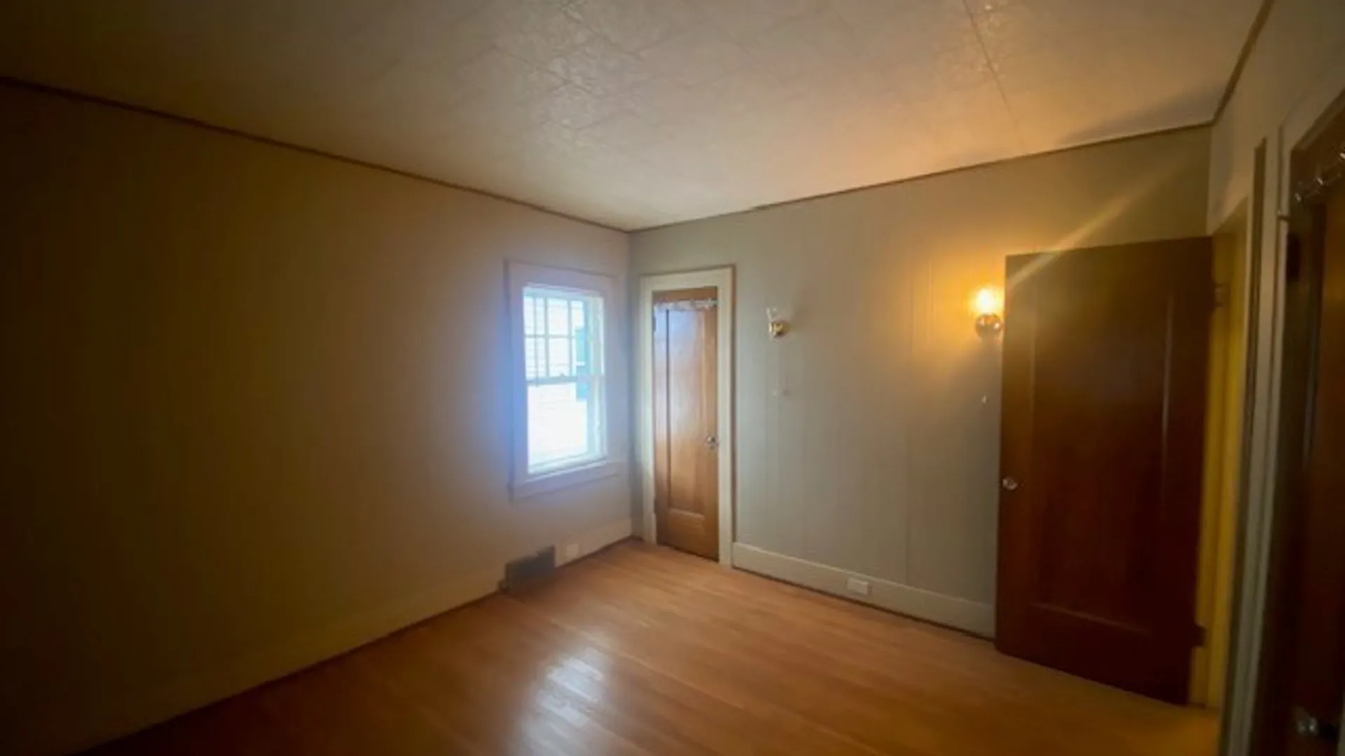 Property at 27 Henley Road, Buffalo, NY 14216 15