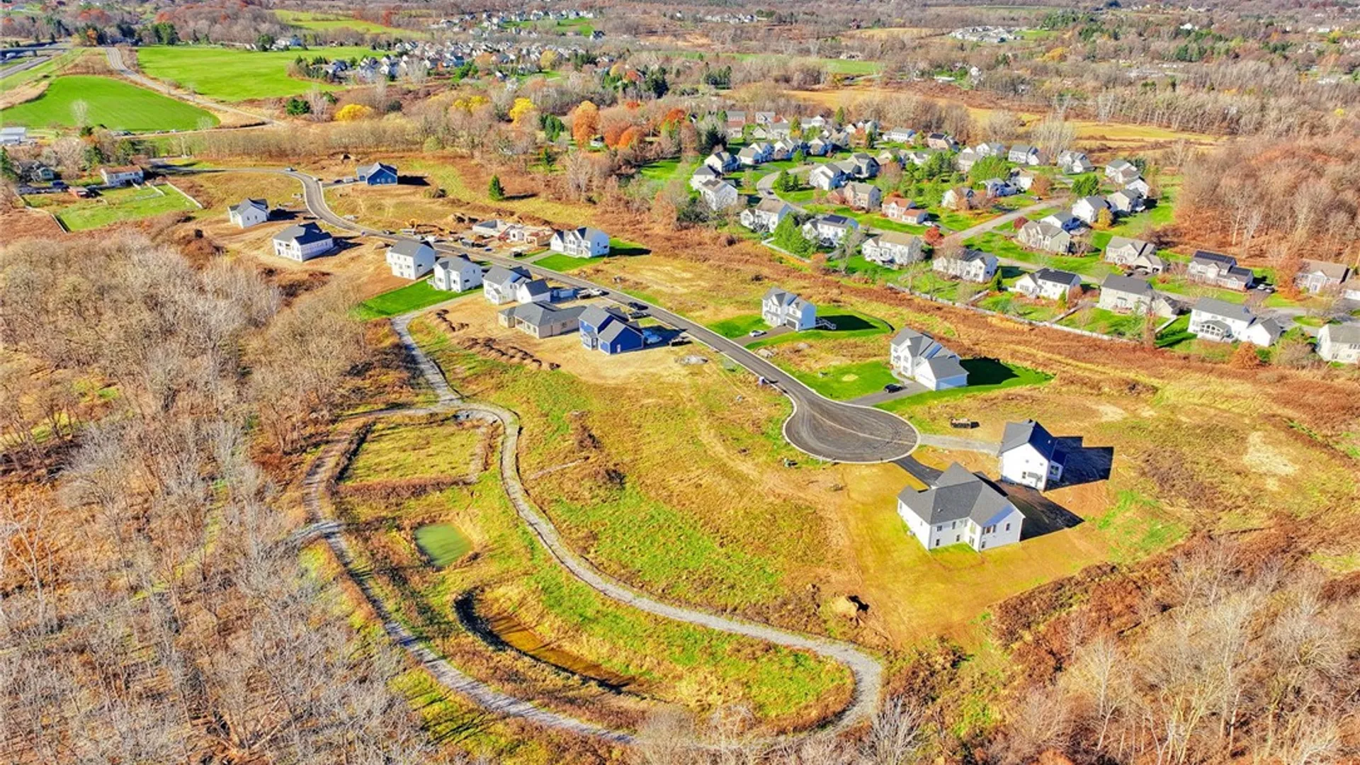 Property at 8 Mendon Green Lane, Mendon, NY 14534 3