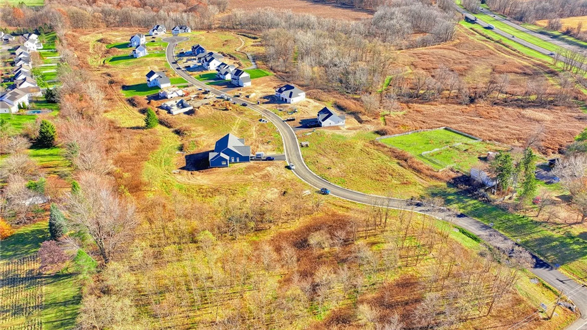 Property at 8 Mendon Green Lane, Mendon, NY 14534 4