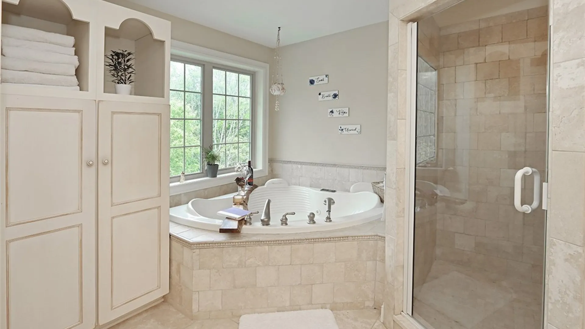 Property at 7987 Blarney Stone Way, Manlius, NY 13104 21