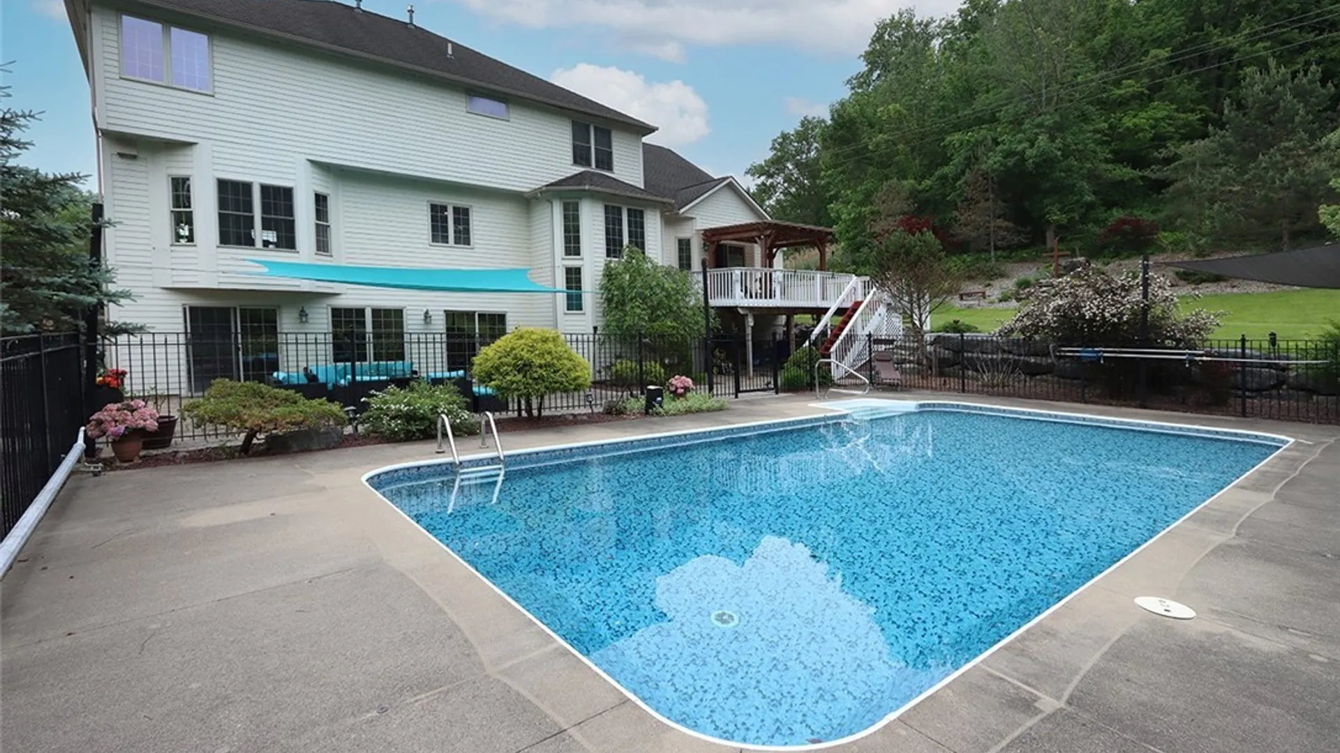 Property at 7987 Blarney Stone Way, Manlius, NY 13104 35