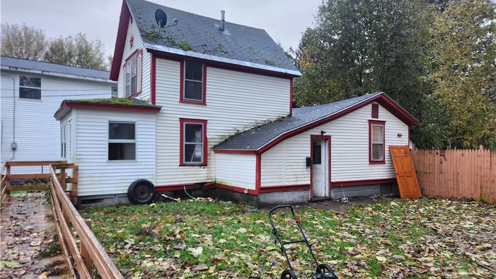Property at 211 Orchard Avenue, Onondaga, NY 13120 6